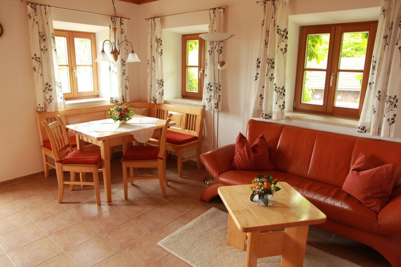 Ferienwohnung Fritzenwenger Ubersee Bagian luar foto